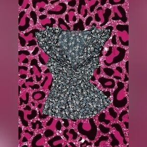 Y2k 2010s brand Black & blue floral ruffle top